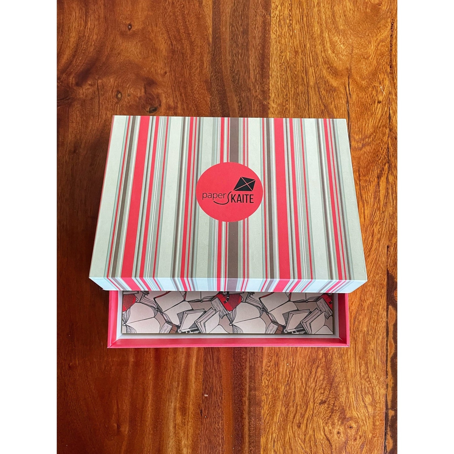 Bookaholic Boxed Gift Set - PaperKaite